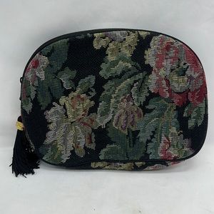 Oscar De La Renta cosmetic Travel bag vintage good condition.